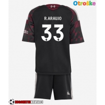 Otroške Nogometnih dresov Liverpool Ronald Araujo #33 Tretji 2026-27 Kratki rokavi (+ hlače)